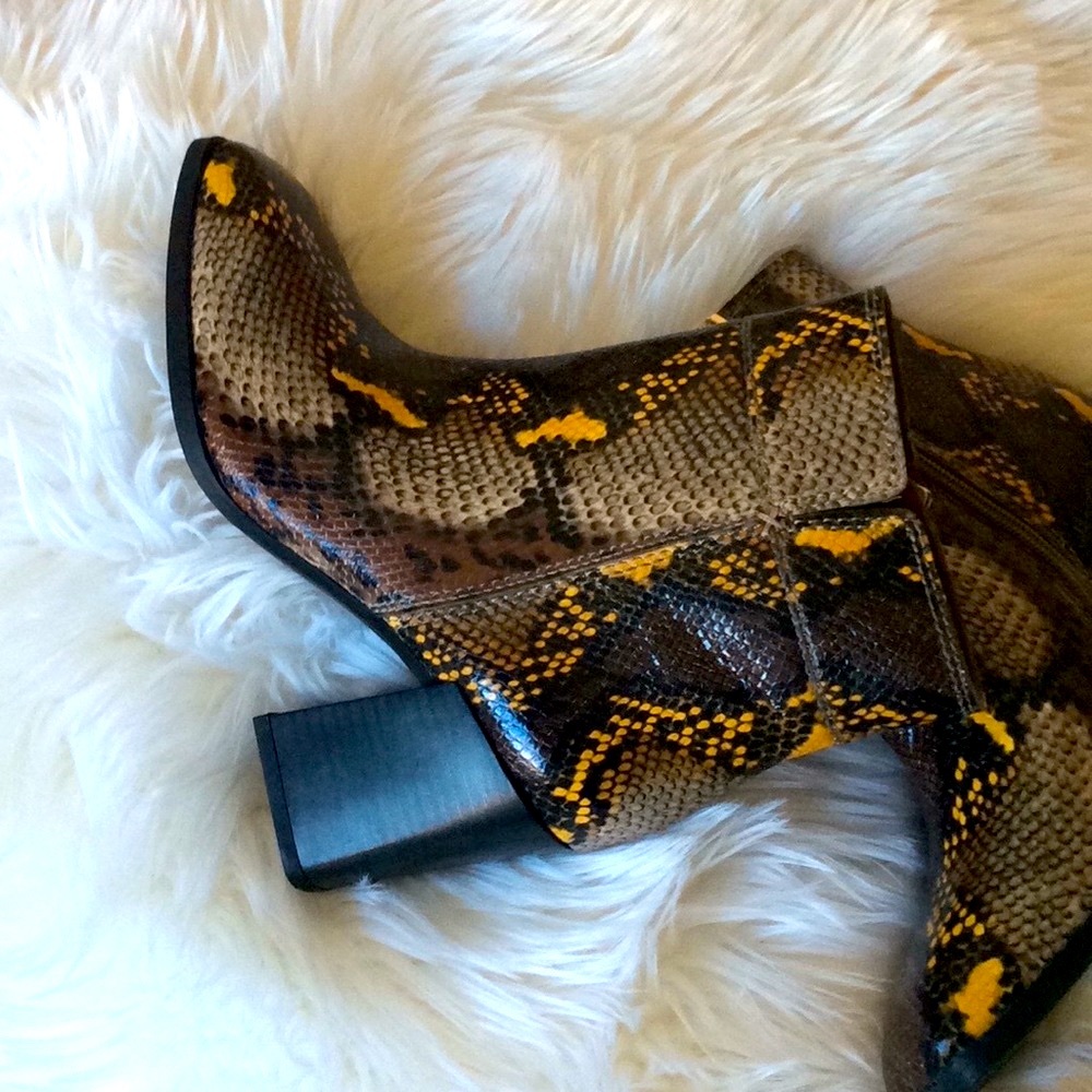 🎉Host Pick🎉Franco Sarto Generous Bootie
******NO BOX***** - Picture 4 of 10